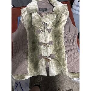 Montanaco Women's Faux Fur Vest with Zipper Pockets‎ (3F575) sz M Taupe